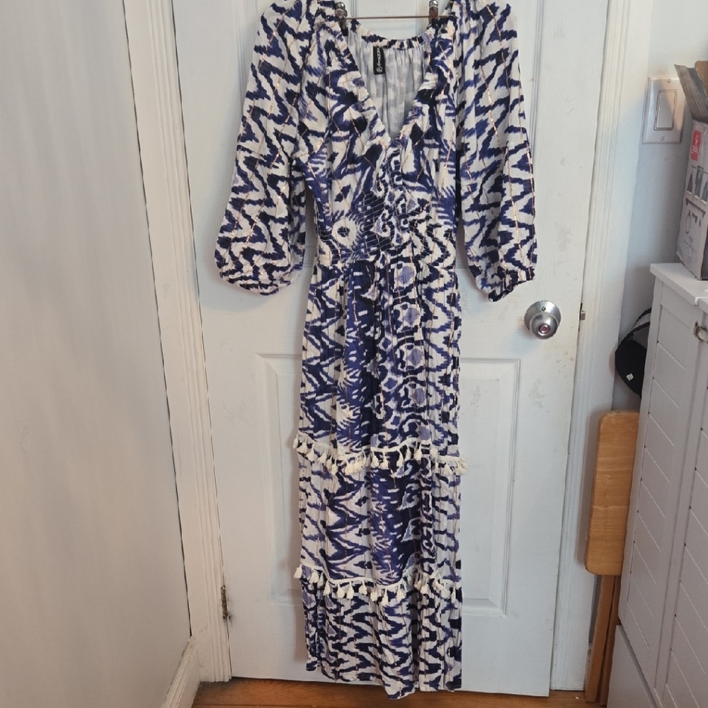 Chic Abstract Long Sleeve Maxi Dress